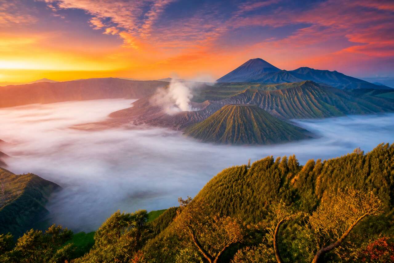 1781998756-volcan-bromo-exploration-du-geant-de-java-en-indonesie.jpg Volcan Bromo : exploration du géant de Java en Indonésie